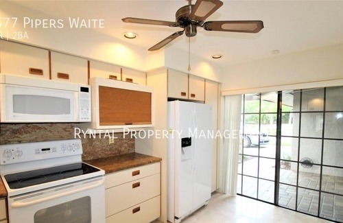 The Meadows Apartment | Beautiful 3 Br. Apartment (427255) by Houzlet
