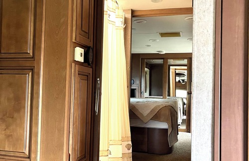 Plainwell House | Beautiful 40’ RV in a small park 100’ from a all sports lake.