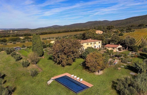 Bolgheri Villa | BEAUTIFUL 5BD-5BA VILLA W/USE OF POOL AND BEAUTIFUL VIEWS IN TUSCANY-BOLGHERI