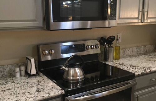 Dobson Woods House | Beautiful 5BR Retreat w/Heated Pool – Sleeps 16