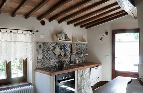 Colle di Val d'Elsa Villa | Beautiful apartment in villa with WIFI, pool, TV, patio and panoramic view, close to San Gimignano