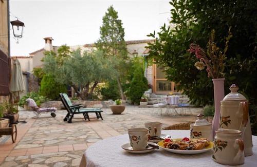Otero de Herreros Cottage | Beautiful and charming country house with patio