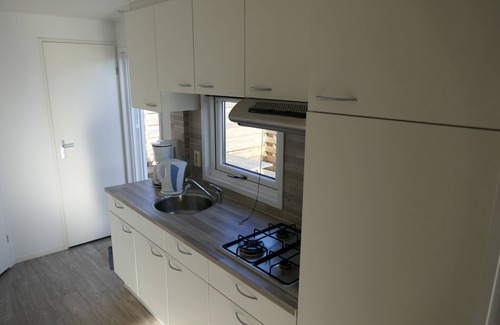 Petten Ski Chalet | Beautiful and comfortably furnished chalet 400 meters from the beach of Petten.