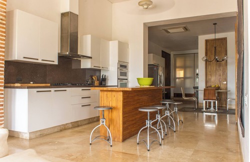 Cartagena Apartment | Beautiful and luxury apartment. Located in the old city of Cartagena.
