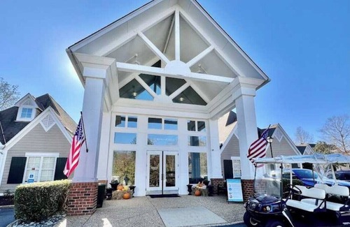 Lackey Cottage | Beautiful and Spacious 3 Bedroom, 3 Bath Cottage in Williamsburg, VA