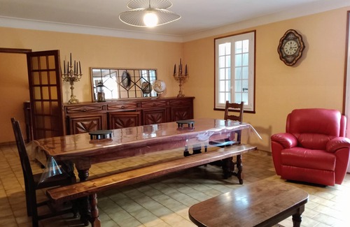 Ibos Cottage | Beautiful and spacious country residence