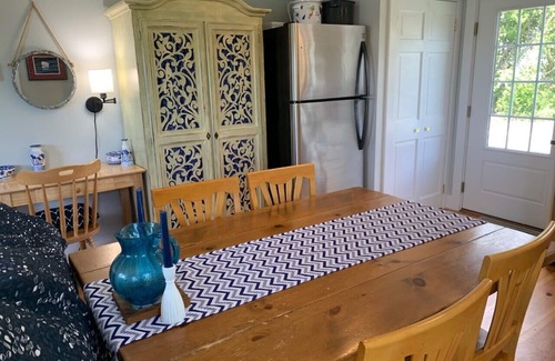 Round Pond House | Beautiful Antique Waterfront Property On Round Pond Harbor - Sleeps 7