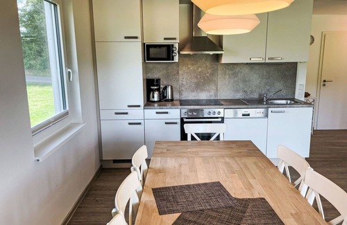 Hechthausen House | Beautiful apartment in villa for 8 guests with pool, WIFI, TV, terrace and pets allowed