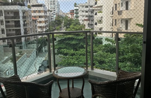 Jardim Praiano Apartment | Beautiful apartment 180m2 Guarujá Enseada. 3 suites, 4 bedrooms 3 min walk from the beach