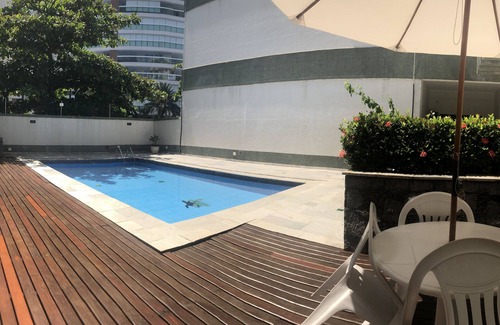 Jardim Praiano Apartment | Beautiful apartment 180m2 Guarujá Enseada. 3 suites, 4 bedrooms 3 min walk from the beach