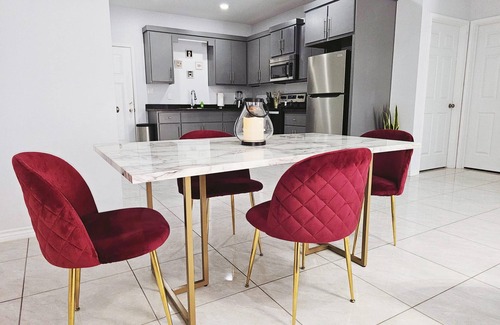 Weslaco Apartment | Beautiful Apartment 9 min to Mercedes Outlets