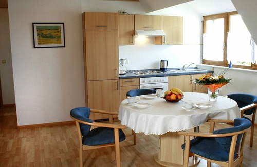 Neuried Villa | Beautiful apartment in villa for 4 people with WIFI, TV and patio