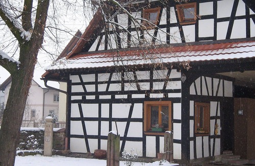 Neuried Villa | Beautiful apartment in villa for 4 people with WIFI, TV and patio