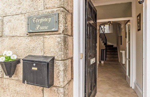 Mevagissey Apartment | Beautiful apartment for 2 people with TV