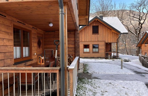 Bodensdorf House | Beautiful apartment in villa for 6 people with WIFI, TV, terrace and parking
