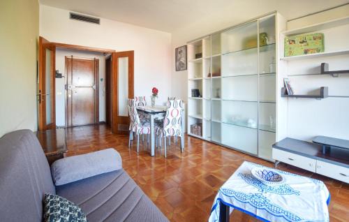 Ex Campo d'Aviazione Apartment | Beautiful Apartment In Viareggio
