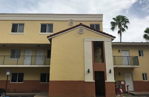 The Crossings Condo | Beautiful Apartment in Miami—-Shamrock Kendall