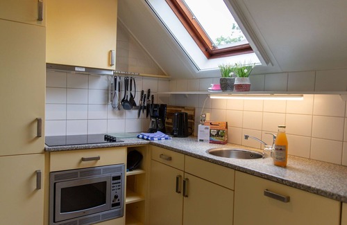 Municipality of Dalfsen House | Beautiful apartment in villa for 6 guests with WIFI, pool, TV and terrace