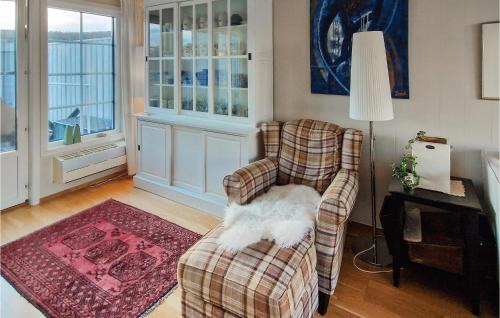 Snillfjord Apartment | Beautiful Apartment In Hemnskjela