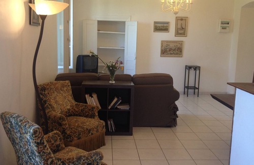 Guiselle Apartment | Beautiful apartment in the center of the village overlooking the mountains