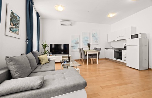 Pula Apartment | Beautiful apartment is situated in the walking zone in the heart of city Pula