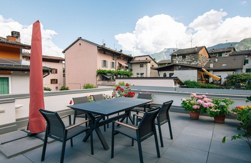 Caldonazzo Apartment | Beautiful apartment for 4 people with WIFI, TV, patio and pets allowed