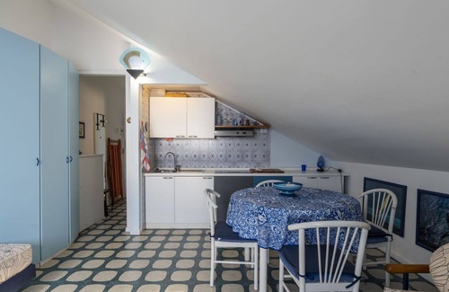 Laigueglia Apartment | Beautiful apartment for 3 guests with A/C, WIFI