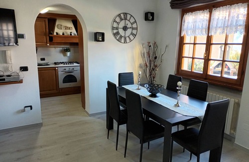 Lezzeno House | Beautiful apartment on Lake Como with private garden and lake view