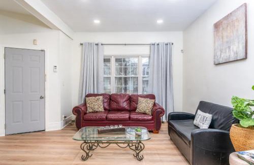 Front Park Apartment | Beautiful Apartment on the west side in Buffalo