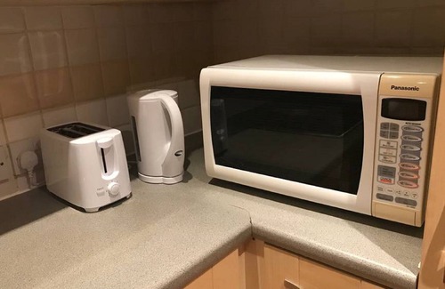 Bracknell Apartment | Beautiful apartment with two bedrooms