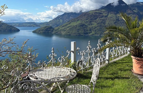 Emmetten Apartment | beautiful apartment with stunning lake view