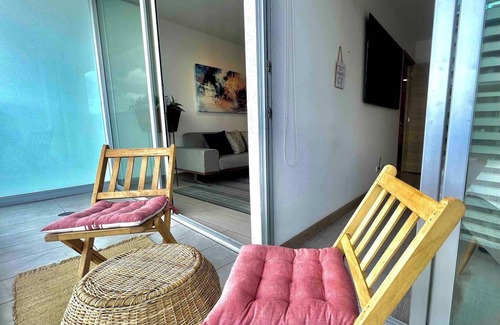 La Carolina Apartment | Beautiful apt-balcony in La Carolina 70” QLED TV