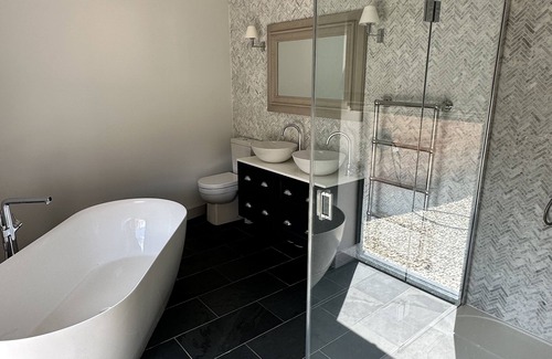Earlswood House | Beautiful barn conversion set in the middle of idyllic peaceful countryside.