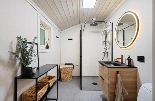 Forsand kommune House | Beautiful Beach line Cabin with sauna near Pulpit Rock