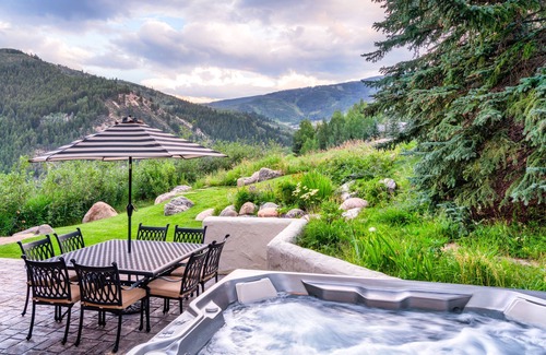 Avon Villa | Beautiful Beaver Creek Mountain Villa. 5br/6ba w. Private Hot Tub!