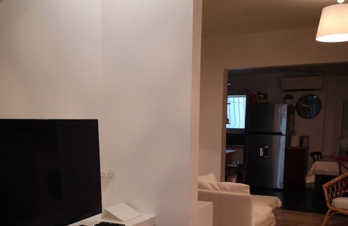 Begles House | Beautiful Bordeaux shop with heated pool