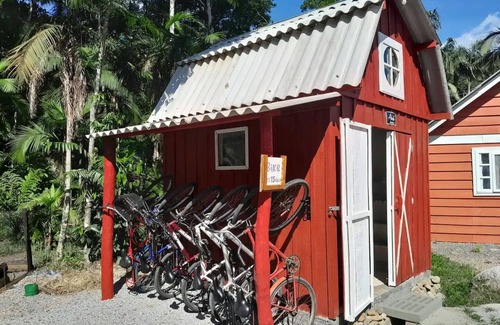 Morretes Cabin | Beautiful cabin immersed in the forest