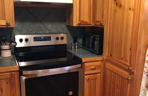 Bonnerdale Cabin | Beautiful Cabin in Mt. Ida, Arkansas