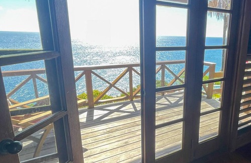 Falmouth Harbour Villa | Beautiful Caribbean Property with 5 en-suite Bedrooms and Stunning Sunset Views