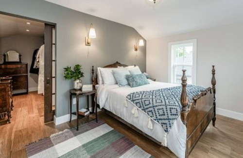 Guelph House | Beautiful century home located in downtown Guelph