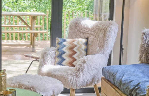 Zutendaal House | Beautiful chalet with a terrace in the woods