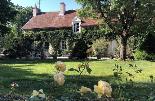 Saint-Jean-de-Braye Cottage | Beautiful cottage with pool , LOIRE VALLEY close to ORLEANS .1 hour from Paris .
