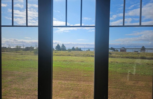 Little Pond Cottage | Beautiful Coastal Beach House. New build close to golf and beaches .