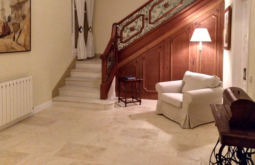 Comarruga Villa | BEAUTIFUL COLONIAL-STYLE VILLA IN FRONT OF THE BEACH