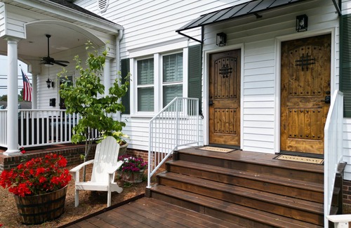 Dallas Apartment | Beautiful,comfortable, safe suite with private entrance.