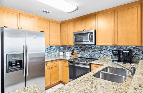 Panama City Beach Condo | Beautiful Condo! Oct 15 - 18th open!