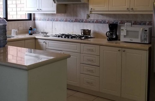 San Sebastian Condo | Beautiful condo 3 bedroom apartment 2.5 bath, minutes from downtown Cuenca