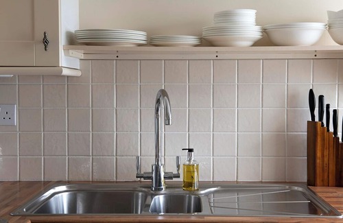 Steyning Cottage | Beautiful cosy Rosebud Cottage in picturesque Steyning