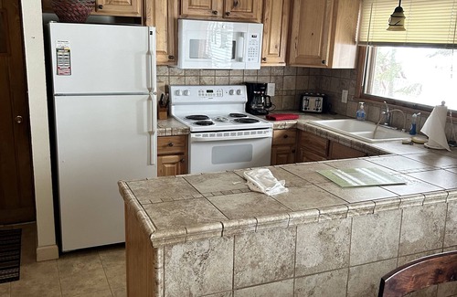St Germain Cabin | Beautiful cottage between two lakes near St. Germain WI