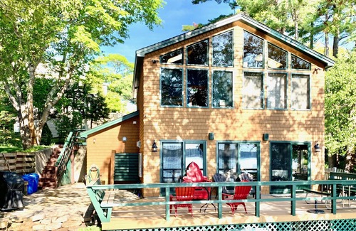 Sebascodegan Island House | Beautiful Cottage located on the Shore of Quahog Bay - Spacious deck and includes a private dock